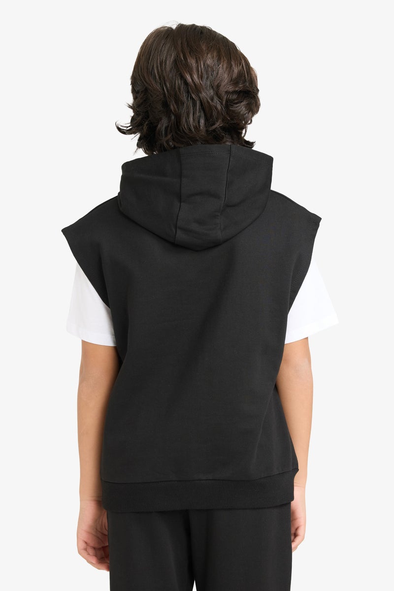 ديفاكتو طقم تيشيرت وسويت شيرت أولادي - 3 قطع - Image 5